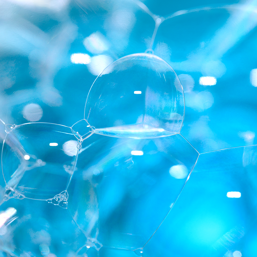 From Observing Bubbles to Helium Leak Testing – An Overview of Pump Leakage Testing Methods