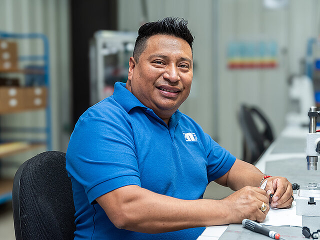 Excellence KNF is a family-owned company that believes in giving its customers the best-quality pumps.