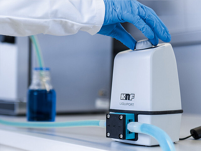 Liquid Transfer KNF offers intelligent and compact pumps and systems for various lab applications.